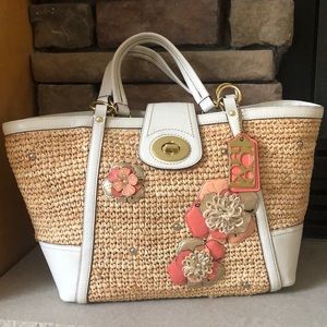 Coach Hamptons Straw Floral Shoulder Bag #19347